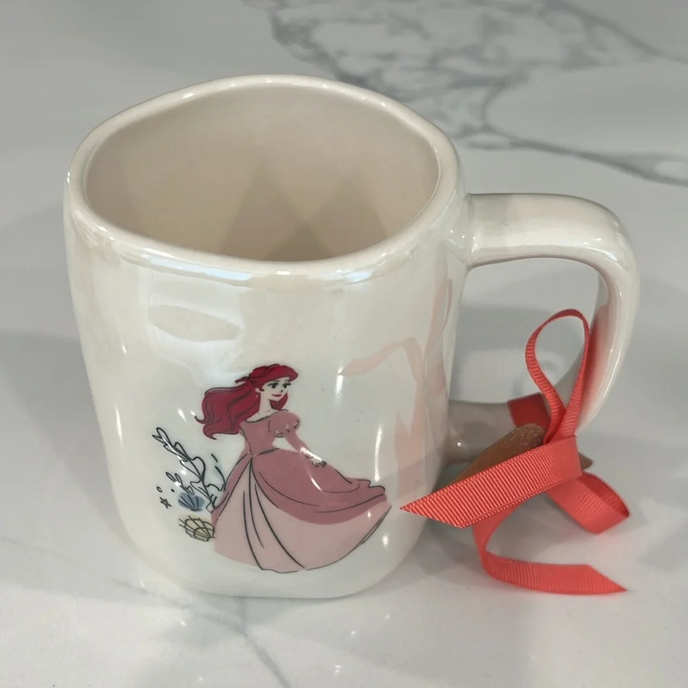 👑Cute. Rae Dunn PRINCESS MUG.